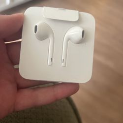 Headphones wired apple iPhone