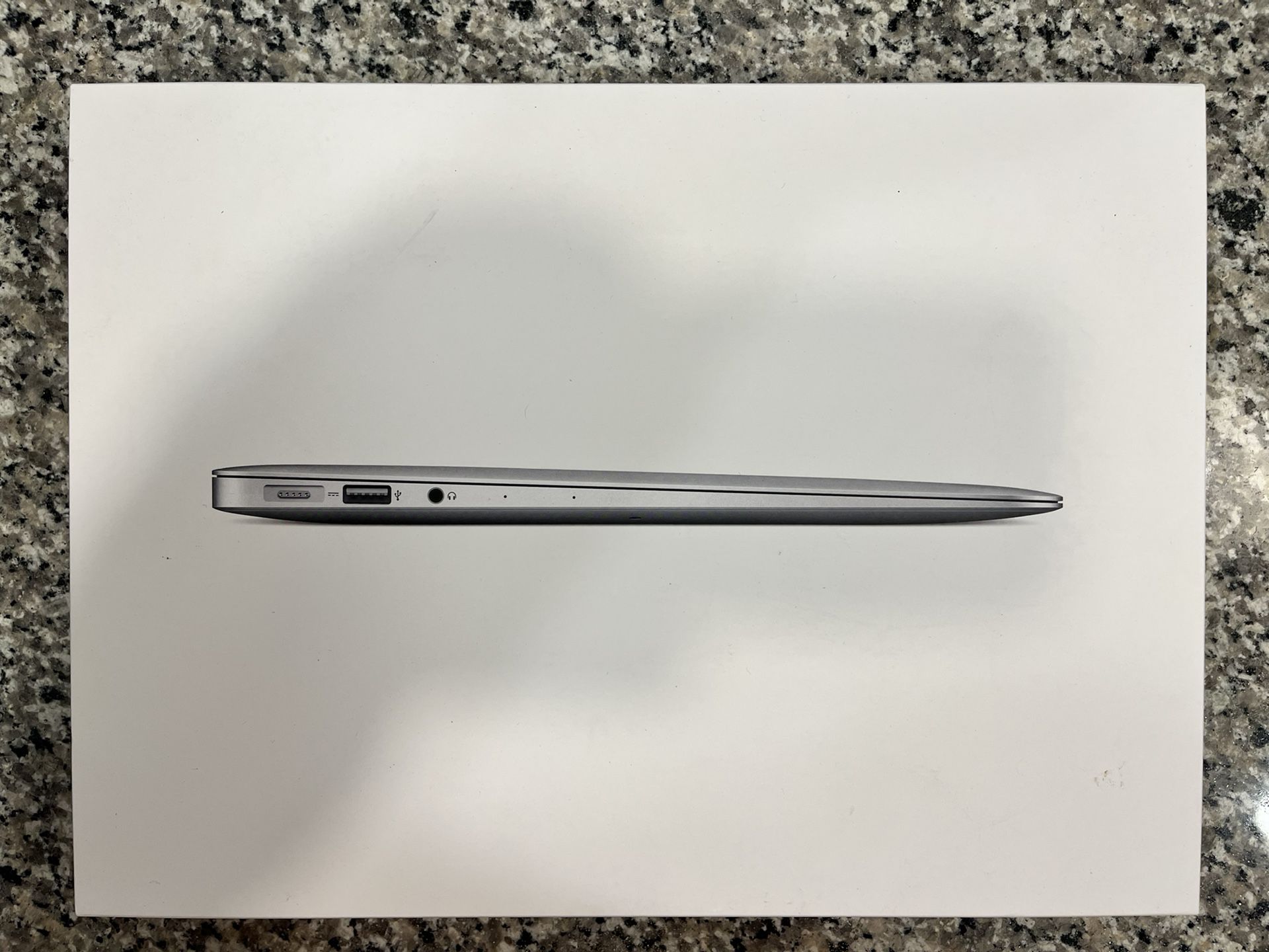 2015 MacBook Air 13”