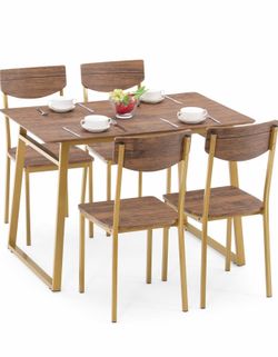 Used table with 3 chairs