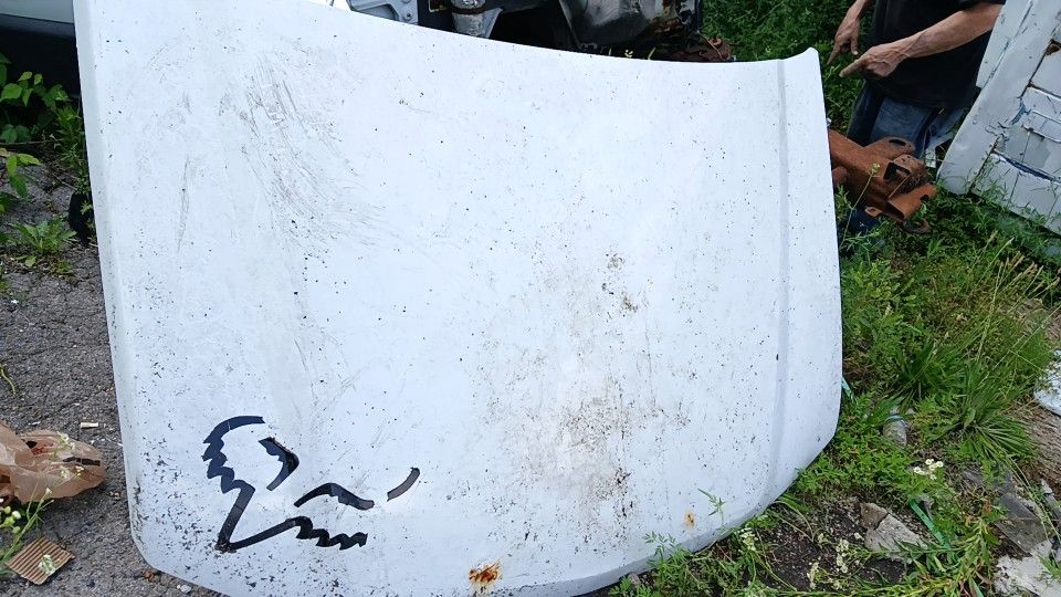 2002 Chevy Avalanche R/rear R/front Hood