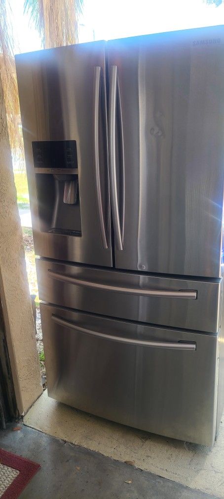 Refrigerator