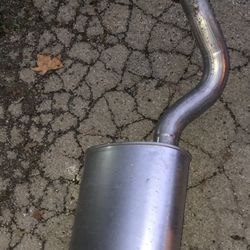 Ford 2011-2014 F-150 Muffler with pipe