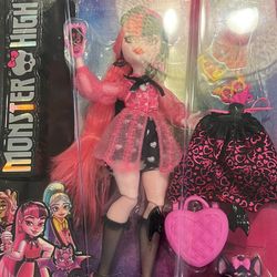 Monster High Doll Draculaura New Unopened Mattel Halloween