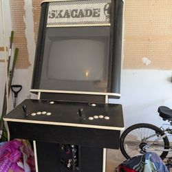 Neogeo 1 Slot Arcade Cabinet With 3 Cartridges