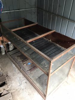 Early 1900s Antique Oak Display Case