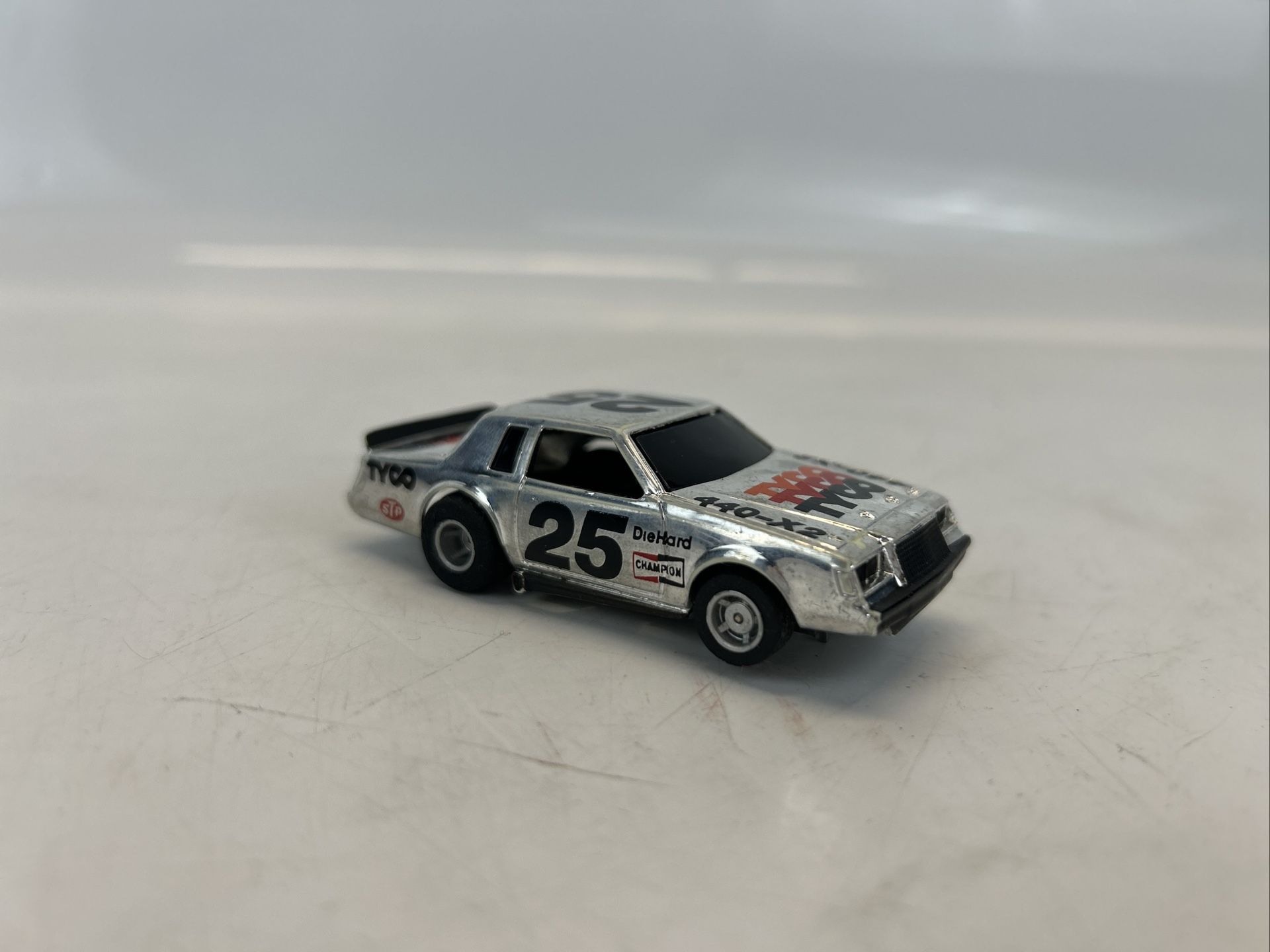 Tyco 440X2 25th Anniversary #25 Buick HO Scale Slot Car