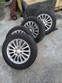 Buick Enclave Rims & Tires