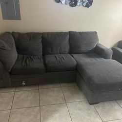 moving out sale