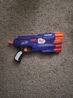 Nerf Dual-Strike Gun