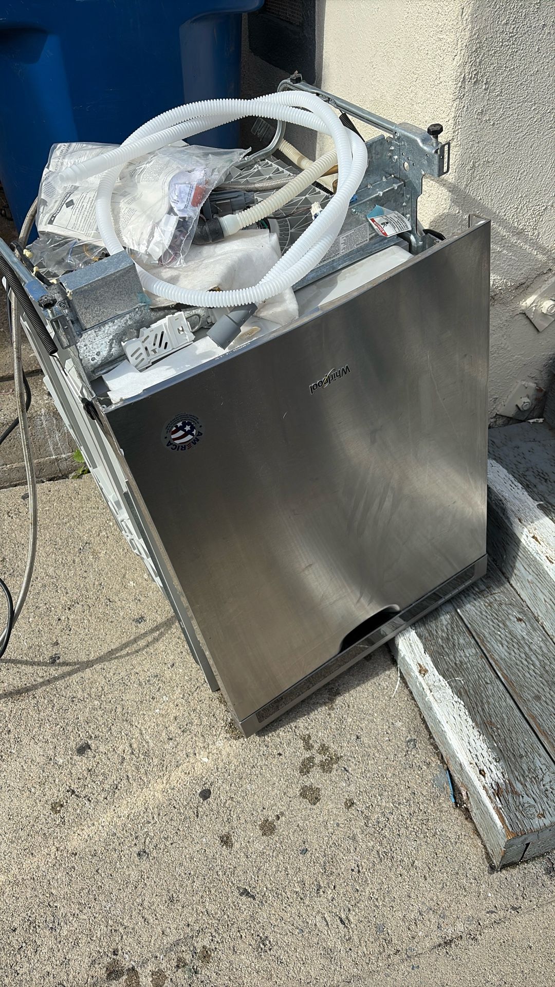 Dishwasher Like New