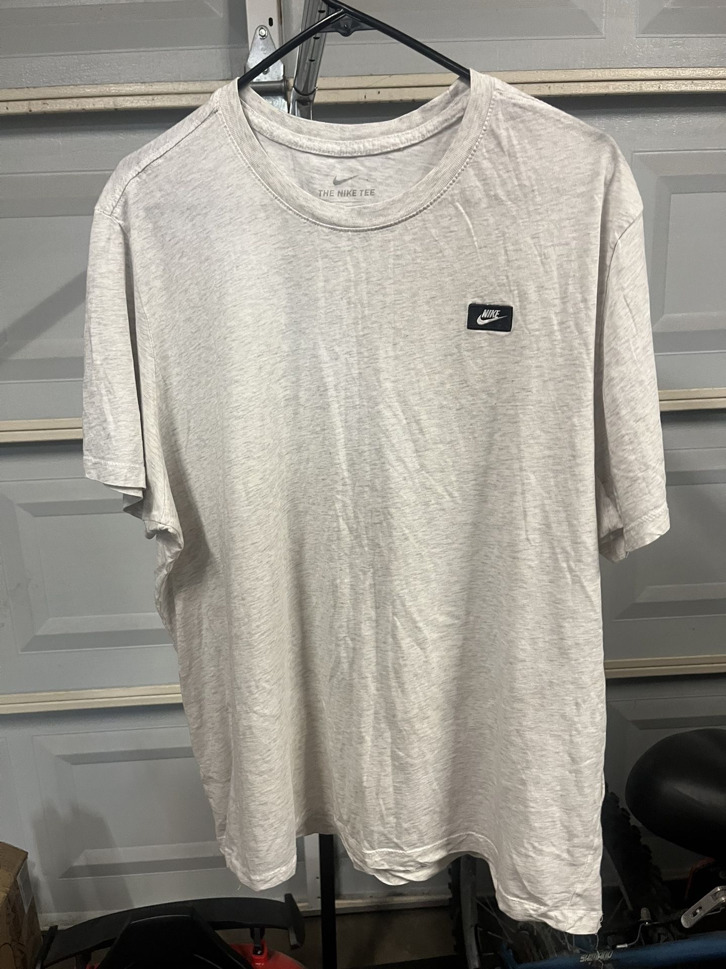 Men’s Nike Shirt Size XL