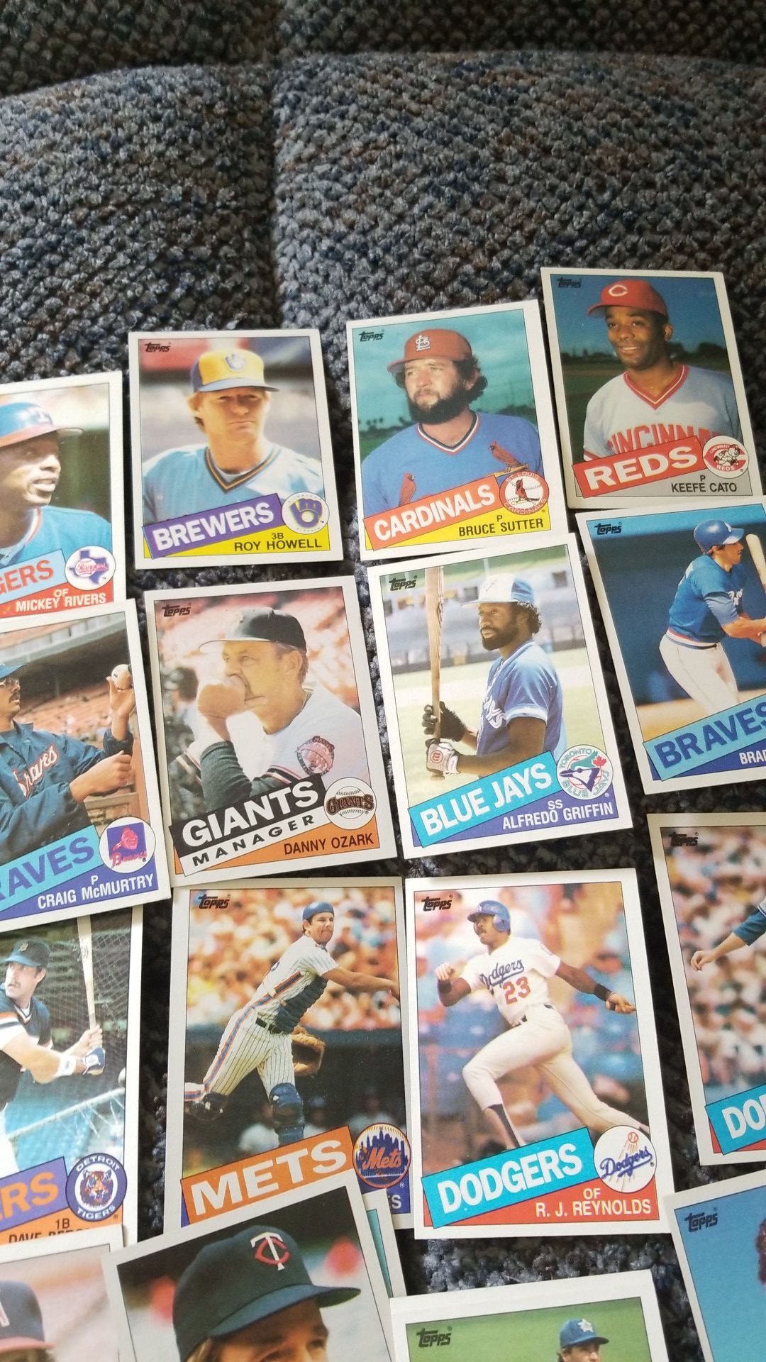 1985 topps baseball cards collection