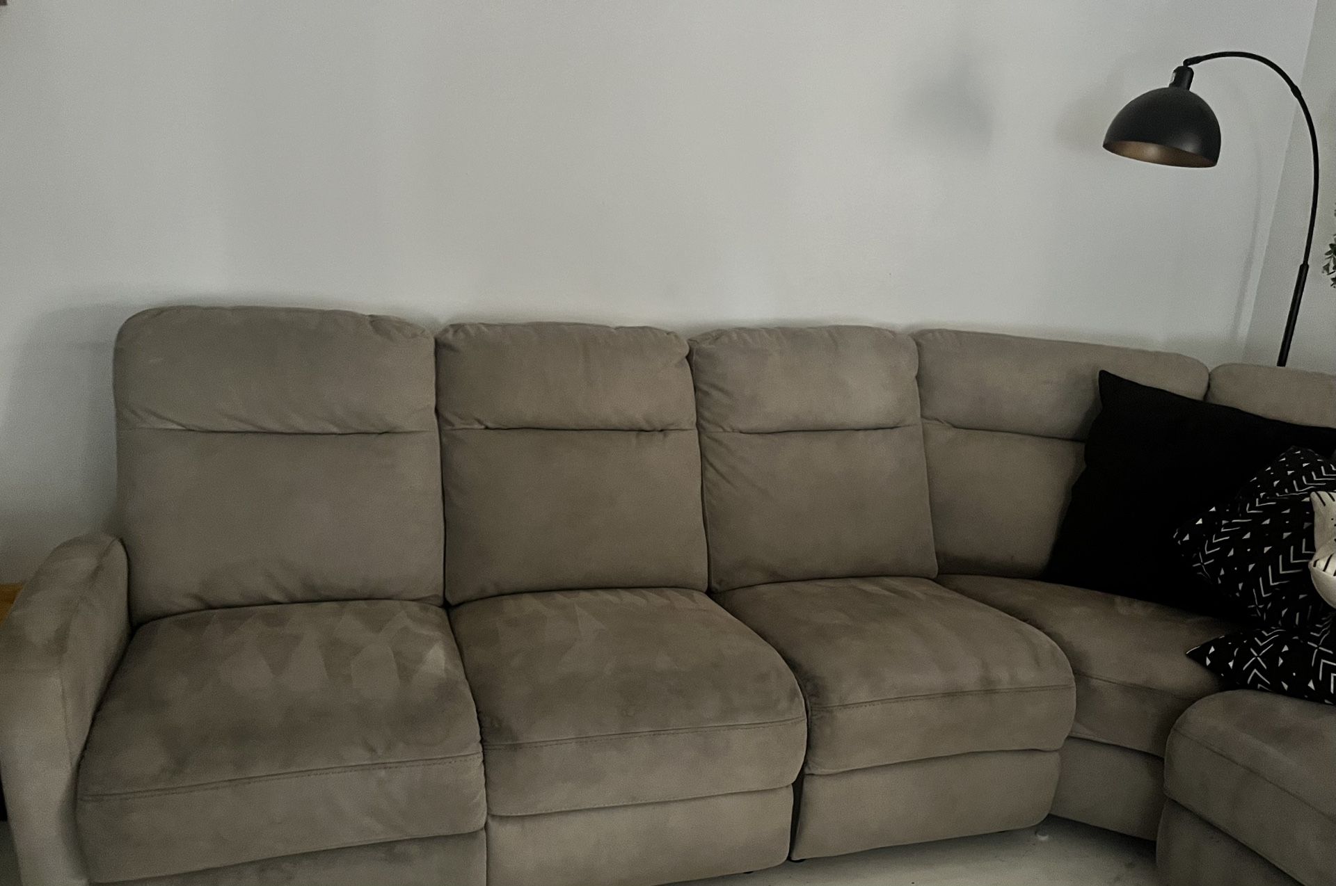 Must Sell By Saturday ! Living Spaces Reclining Sectional – $350 (Originally $3,000!)