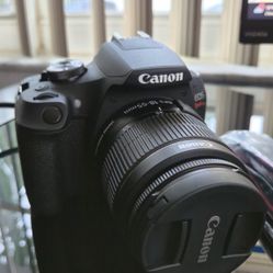 📸 Brand New Canon Rebel T7 DSLR – Battery, Charger & Strap Included!  