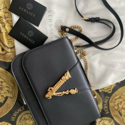 Versace Virtus Black Bag With Gold Chains