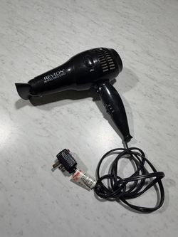 Blow dryer