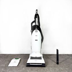Miele Dynamic U1 Calypso Upright Vacuum Cleaner w/ attachments