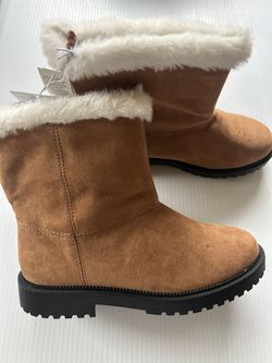 New Girls Boots Size 3 