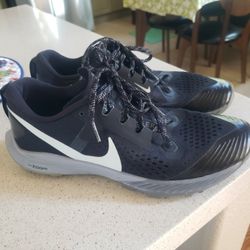 Awesome Women's Size 10 Hiking Shoes Worn Four Times Costed Me $110 My Wife Don't Use Them Anymore $60 For The Pair