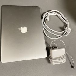 MacBook Air 13” Display (256GB)