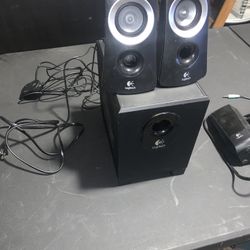Logitech Computer Speakers 