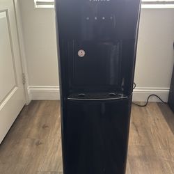 Primo bottom loader water dispenser