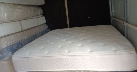 King Size Mattress (Colchón King Size)