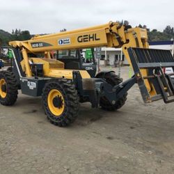 Gehl 10k Reach Forklift 