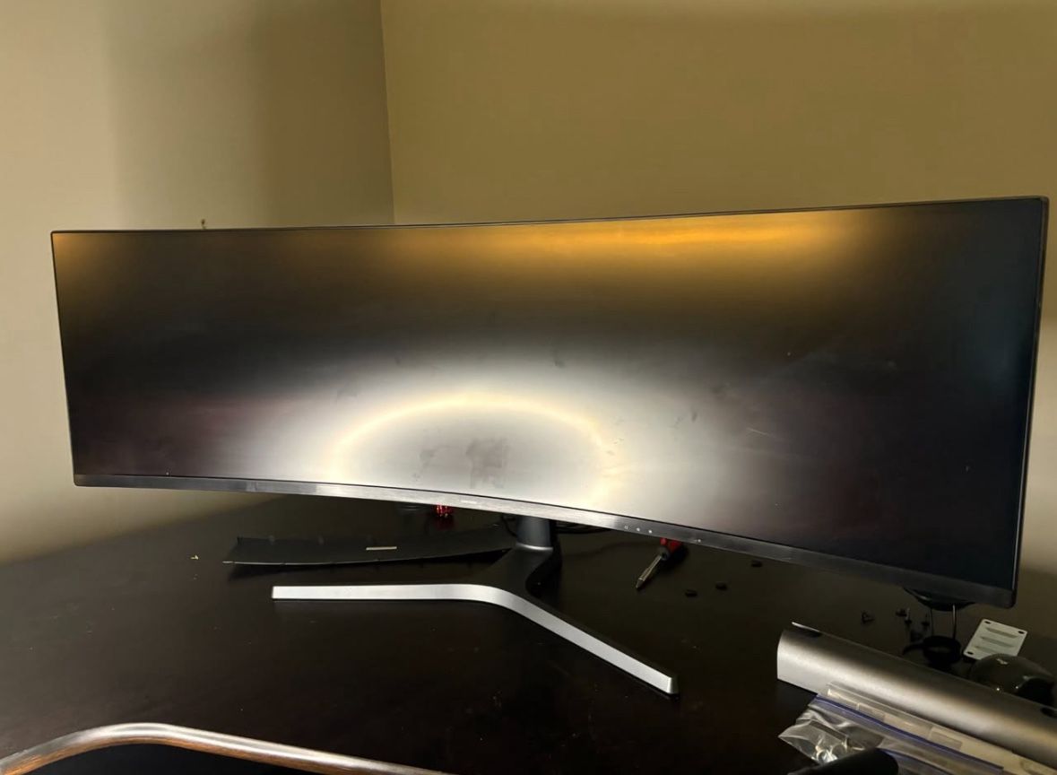 49 Inch Samsung Odyssey CRG9