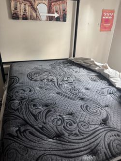 Pillow top Full Mattress/Boxspring