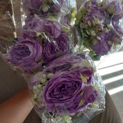 Package of 4 bouquets of peonies