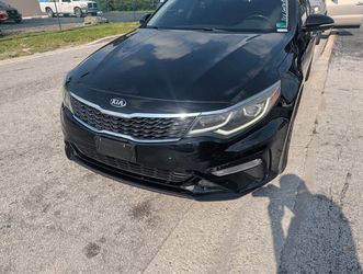 2019 KIA optima