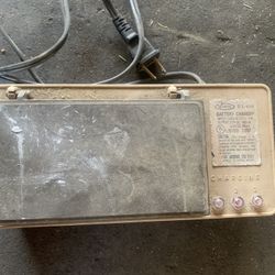 Battery Charger 
