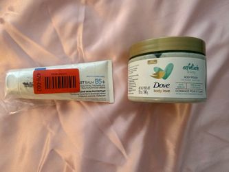 La Roche-Posay Cicaplast Balm B5 Skin Barrier Repair Cream/Dove Body Polish