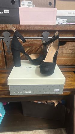 High Heels Sun Stone