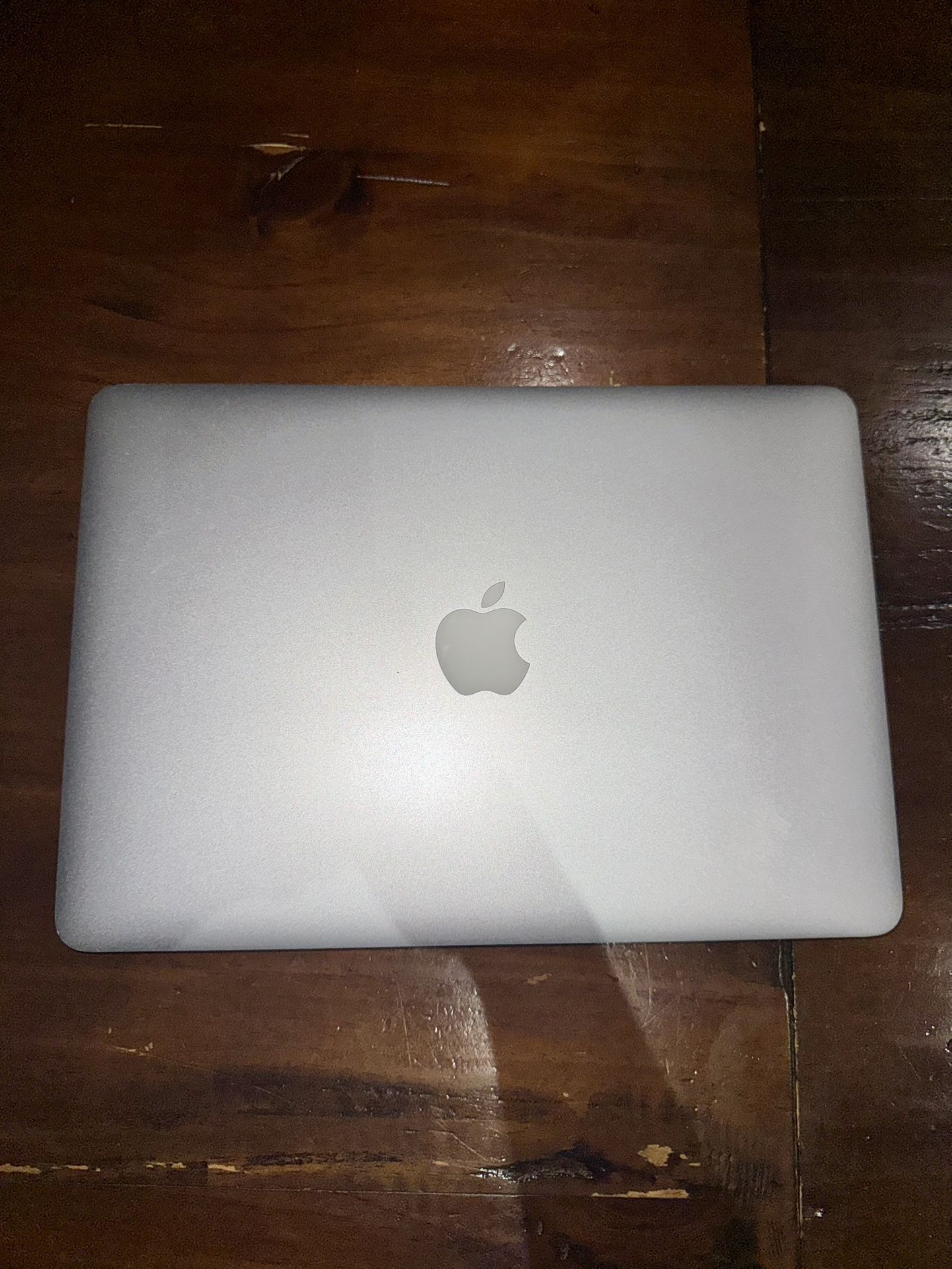 Apple MacBook Air 2018 – 13” | Intel i5 | 8GB RAM | 128GB SSD – Great Condition