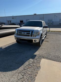Ford F150 LariatTruck