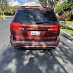 2004 Toyota Sienna