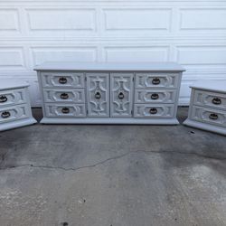 Vintage dresser set