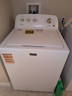 Like-New Maytag Top-Load Washer (Only 8 Months Old!) – 3.8 Cu. Ft.