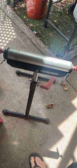 Husky Rolling stand