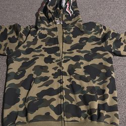Bape hoodie With Tag No Bag