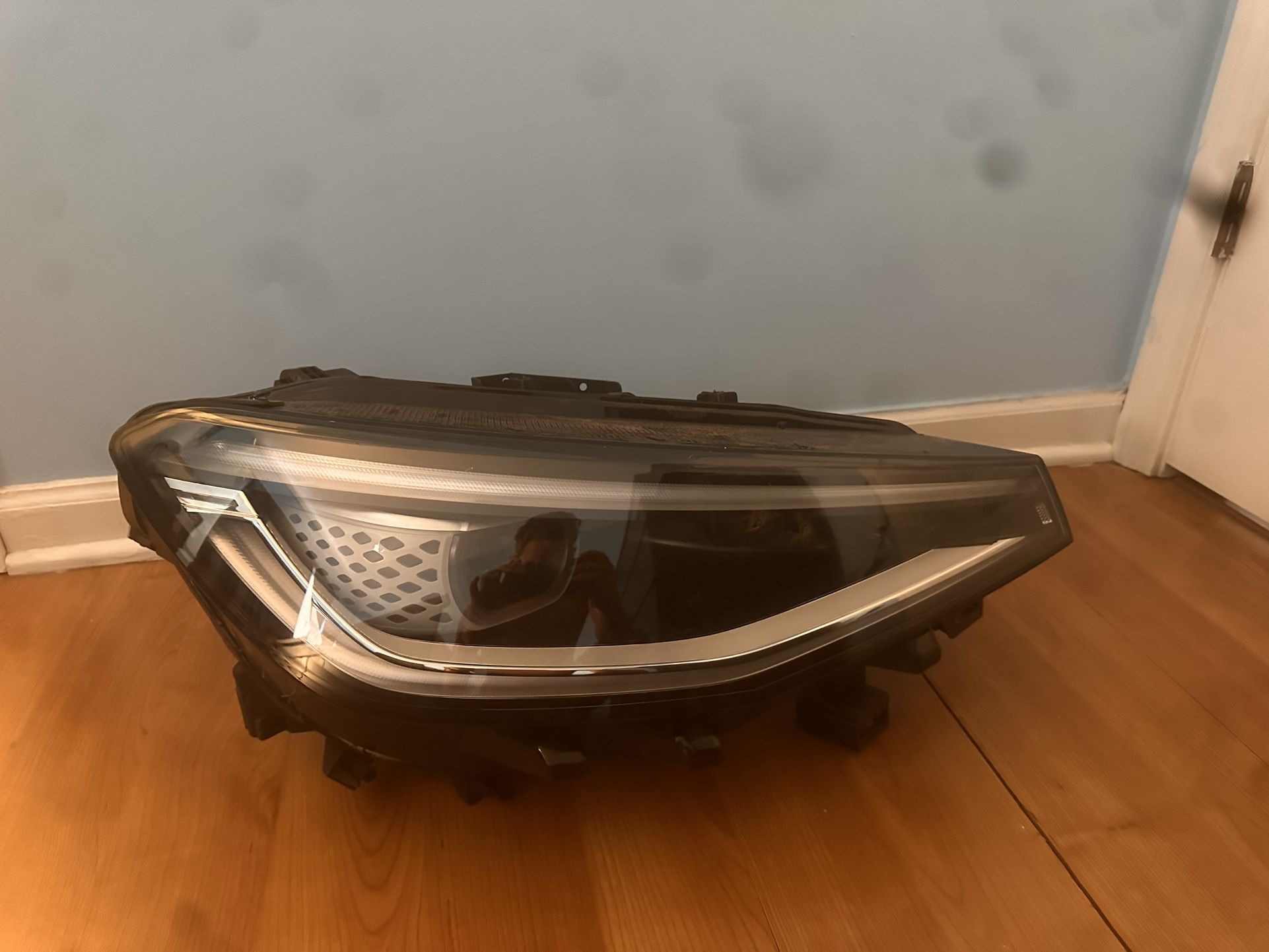 ID.4 Head lights 