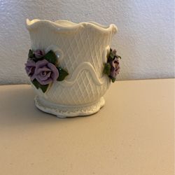Victorian Collection  Floral Vase 