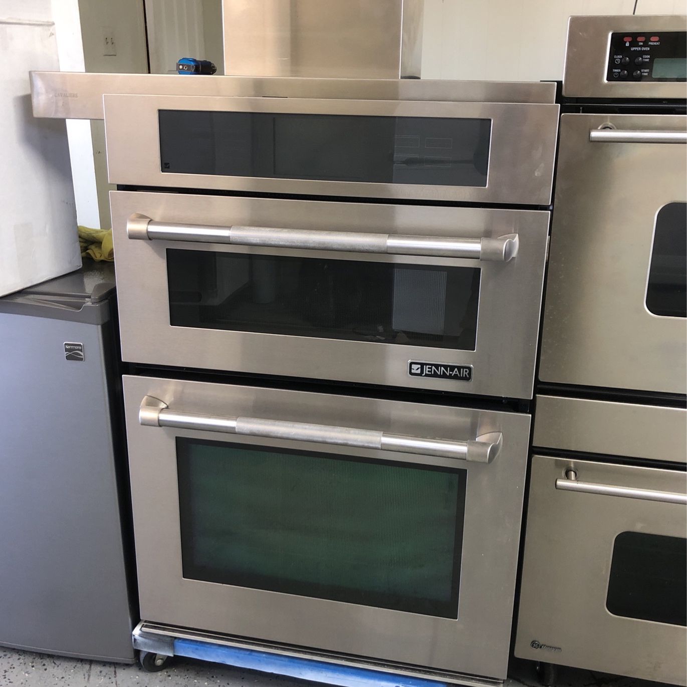 Jenn Air 30”Wide Stainless Steel Microwave Oven Combo 