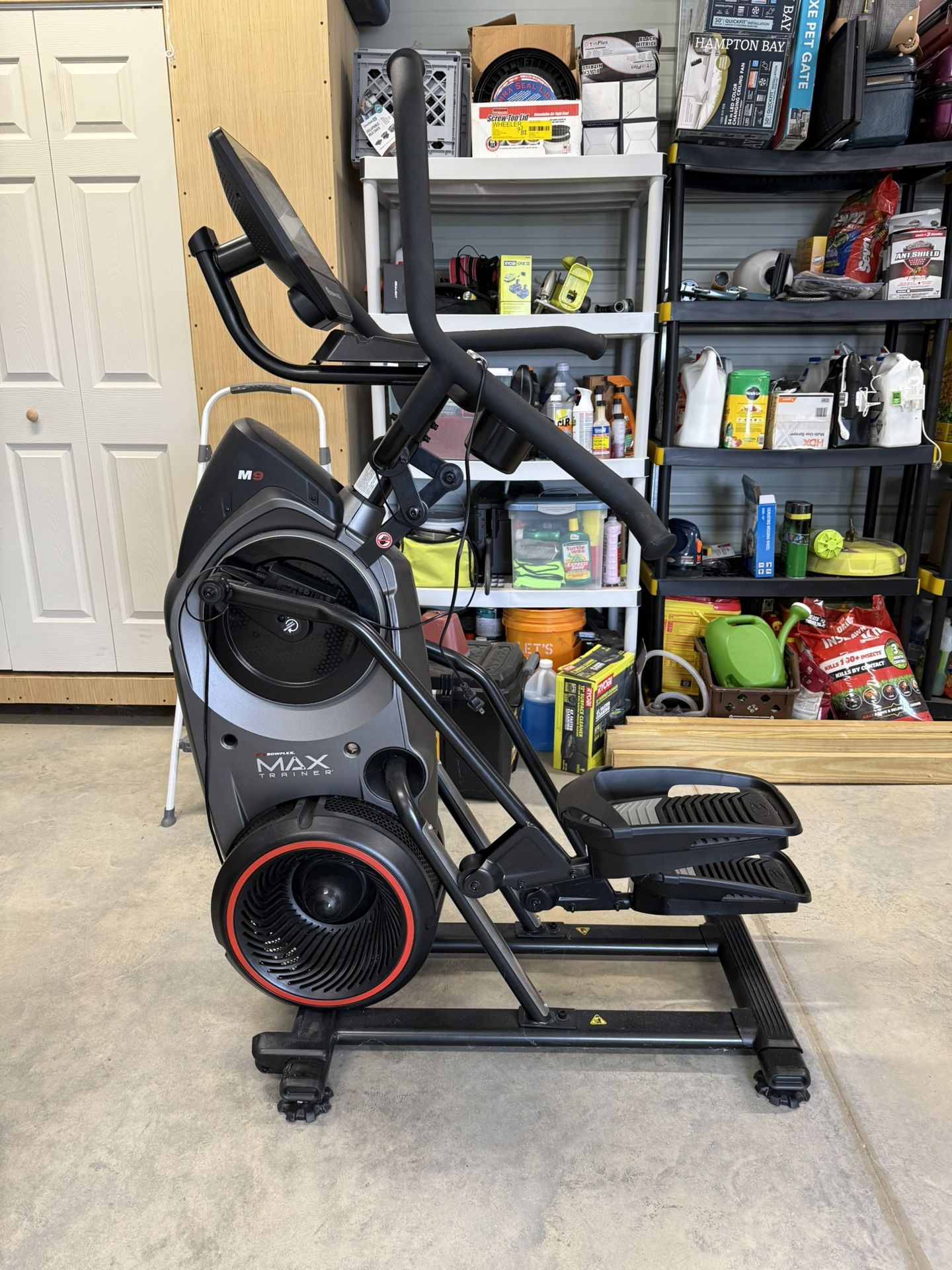 Bowflex Max Trainer M9