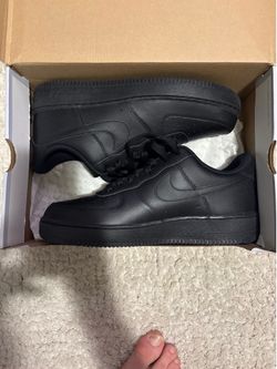 Black Air Force 1’s