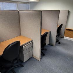 Cubicles For Sale, Different Sizes And Heights For Sale