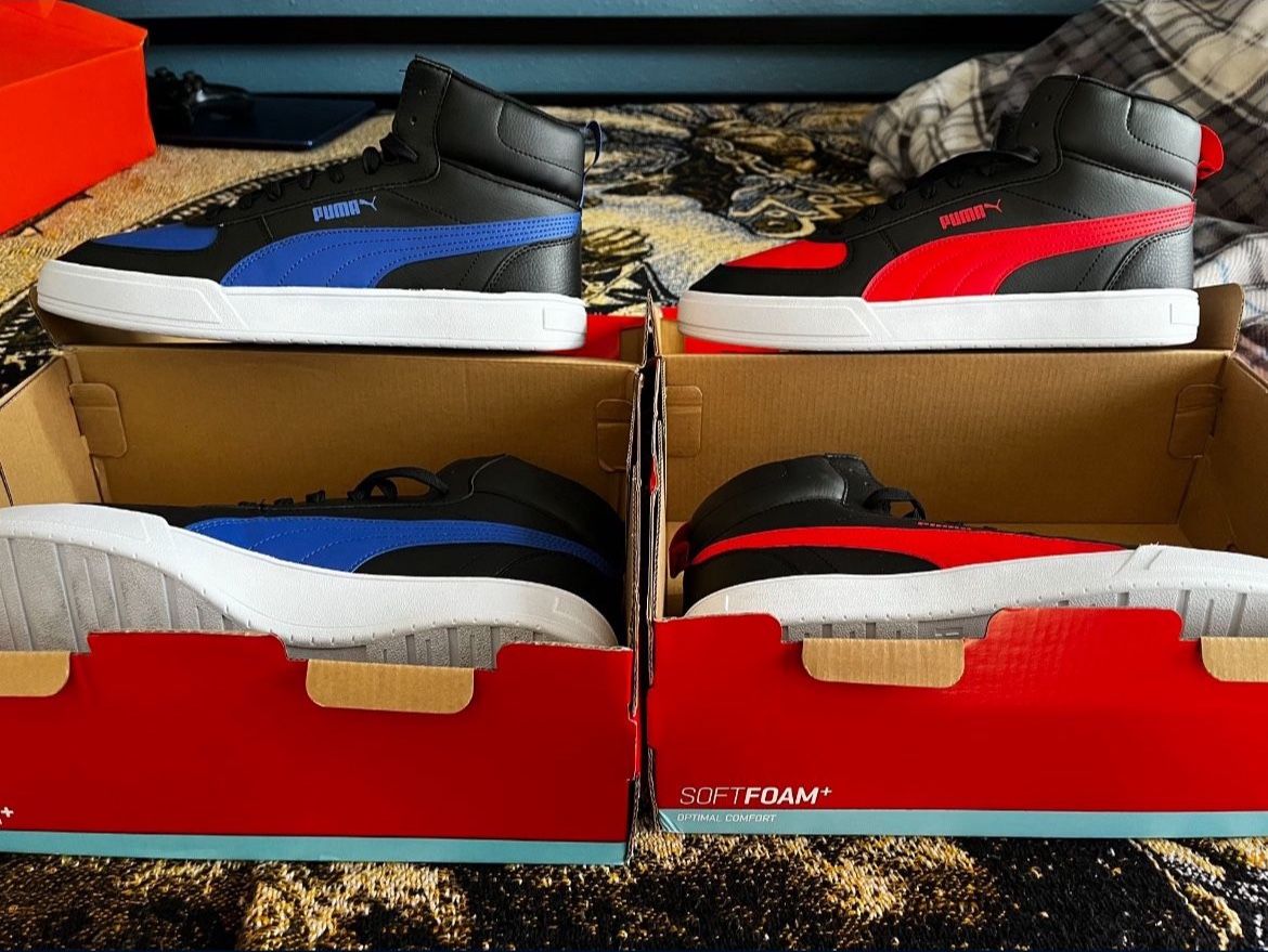Puma Sneakers