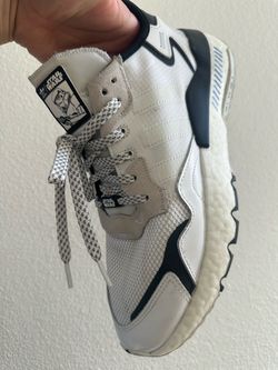 Men’s Size 10, Star Wars Nite Jogger- used